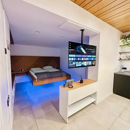 Emun , Old Town, Smart, Netflix And Relax * Cluj-Napoca